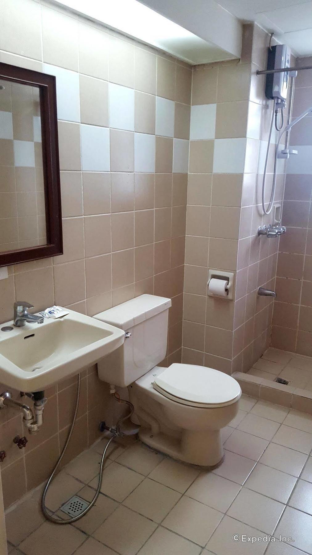 Mpt Suites Makati City Zewnętrze zdjęcie