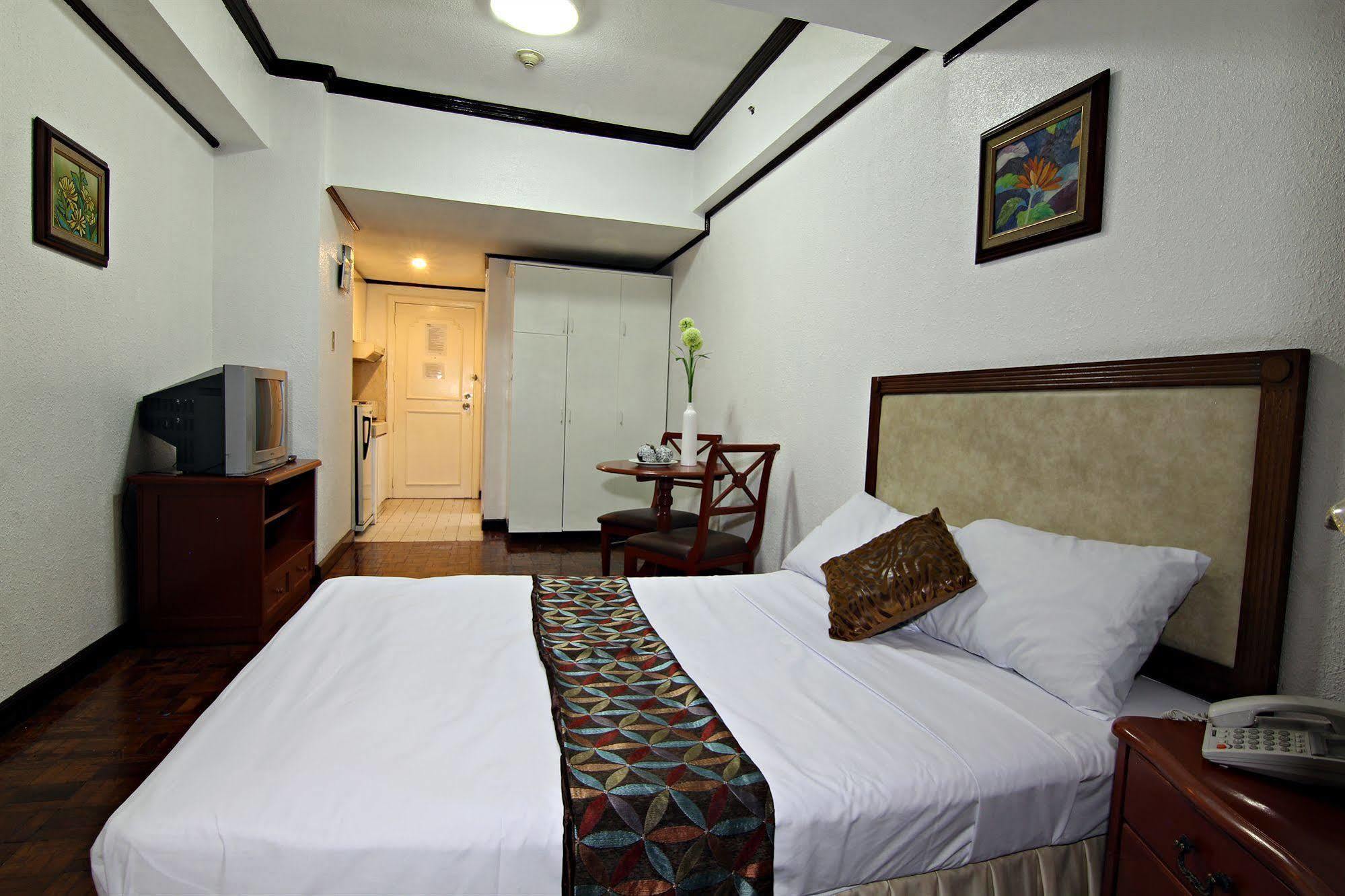 Mpt Suites Makati City Zewnętrze zdjęcie