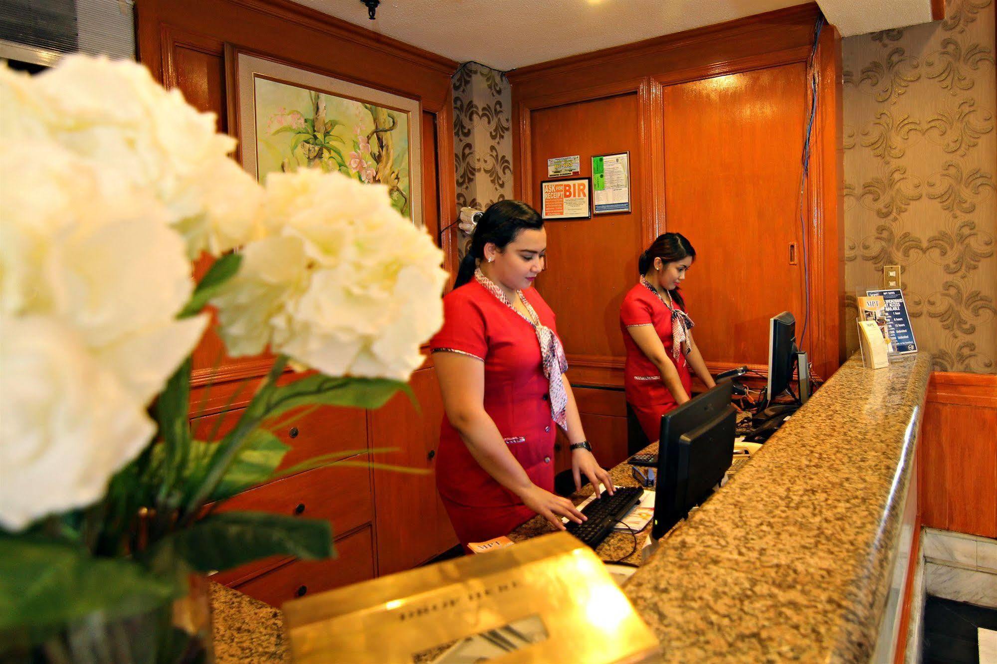 Mpt Suites Makati City Zewnętrze zdjęcie