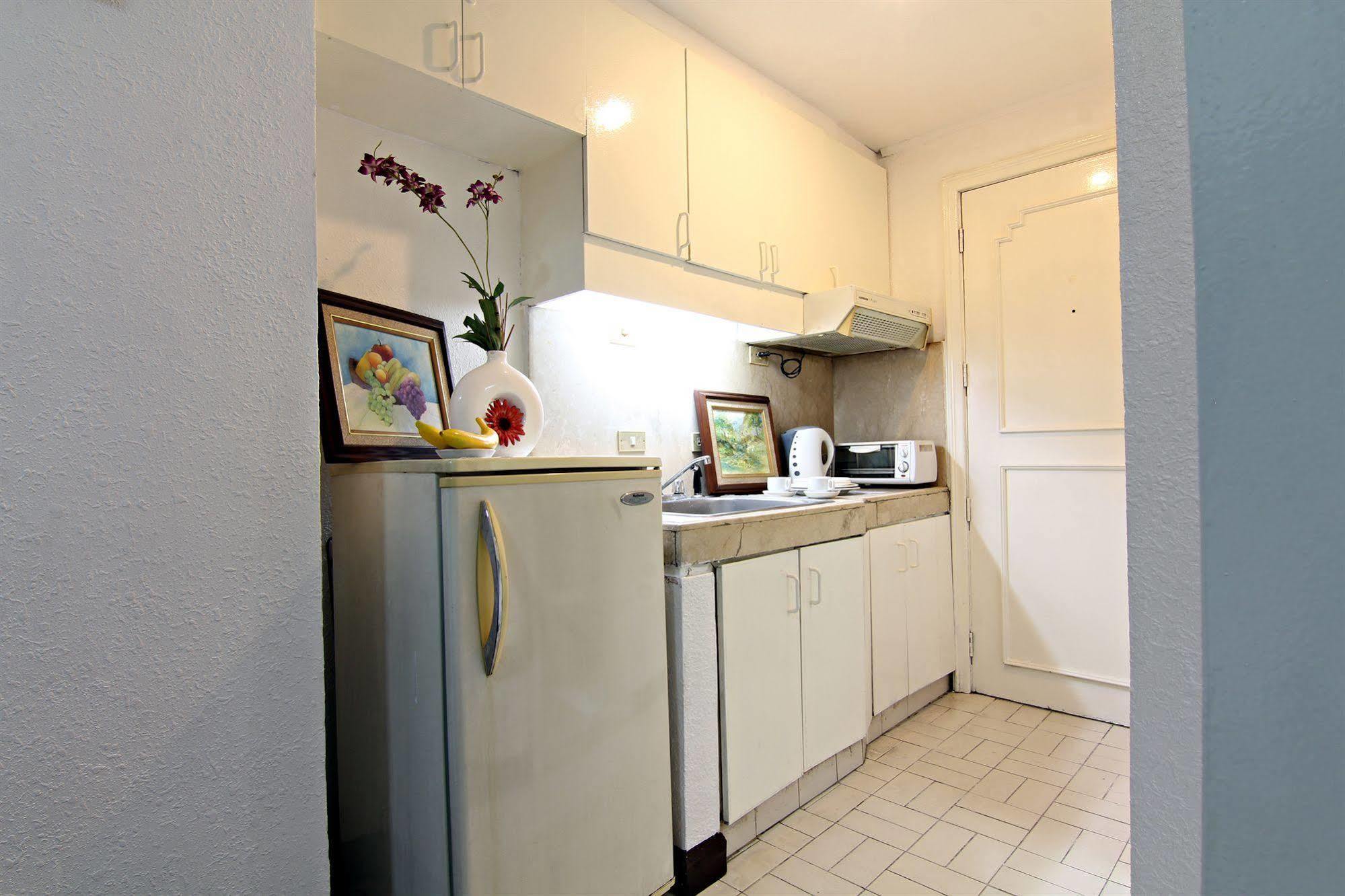 Mpt Suites Makati City Zewnętrze zdjęcie