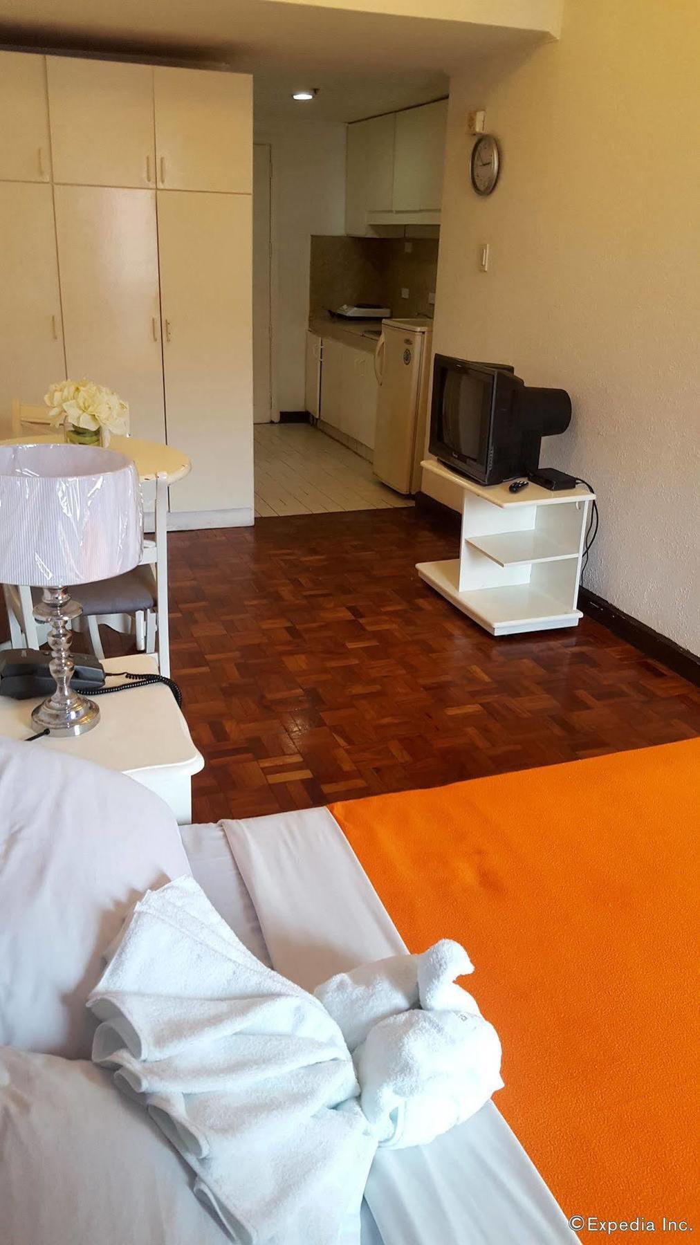 Mpt Suites Makati City Zewnętrze zdjęcie