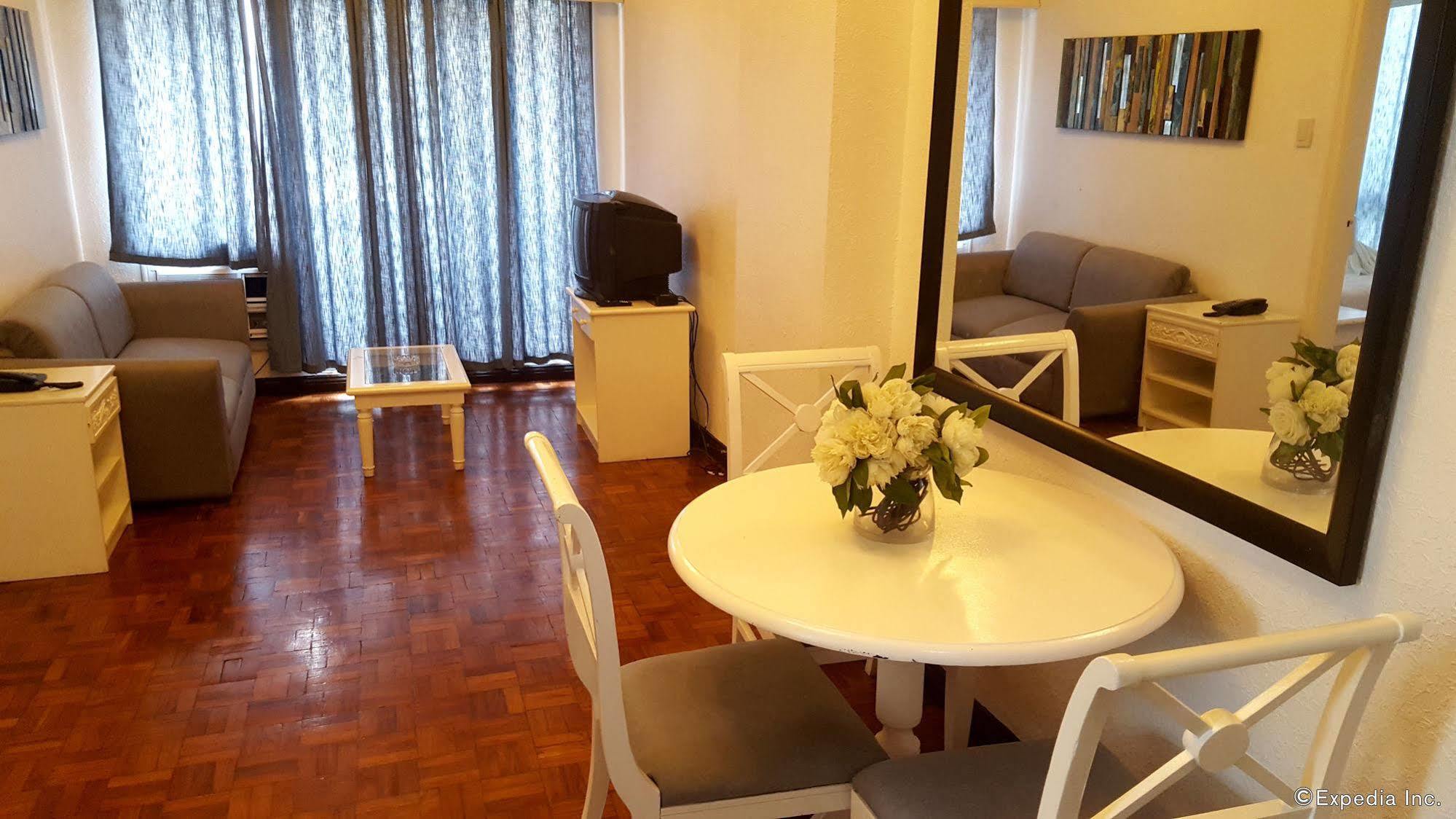 Mpt Suites Makati City Zewnętrze zdjęcie
